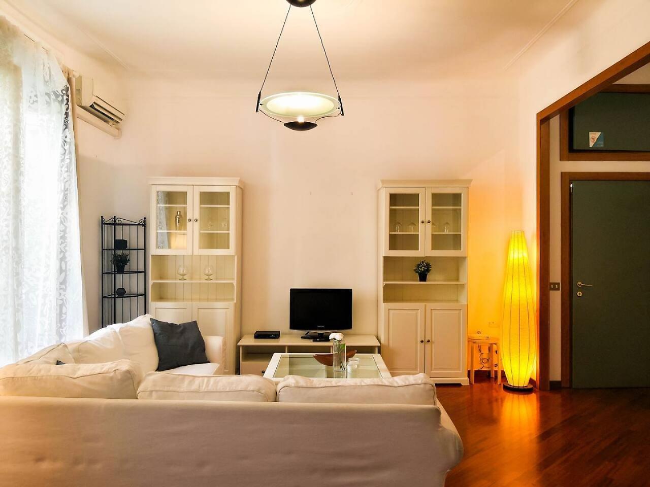 ALTIDO 1 BR Apt next to Piazza Leonardo da Vinci Milão Exterior foto